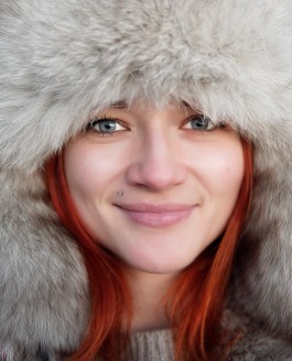 Oh the hat. But the smile!